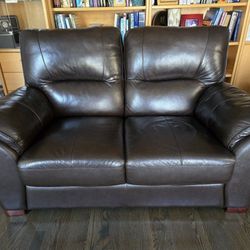 LEATHER LOVESEAT SOFA COUCH ABBYSON LIVING LIKE NEW 

