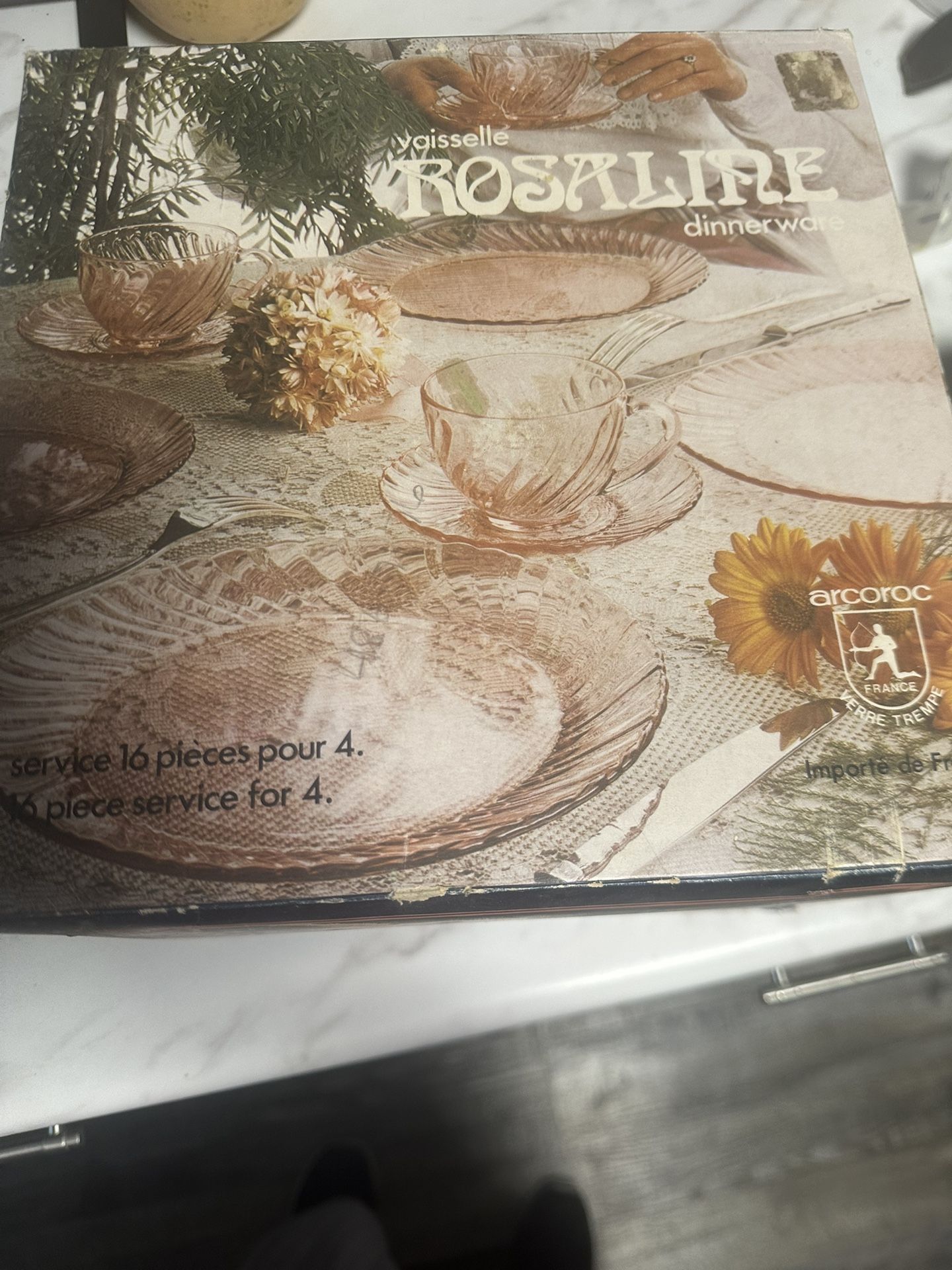 Vintage Pink Rosalind Dinnerware Box