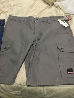 NEW Craftsman size 38 cargo shorts