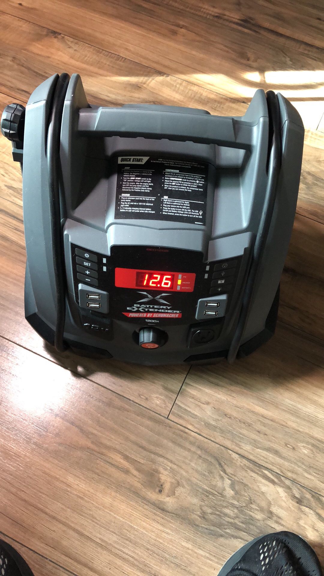 Battery Extender 12-Volt 1,200 Amp Battery Jump Starter by Schumacher