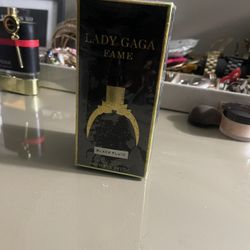 Lady Gaga Fame Black Fluid 3.4 oz