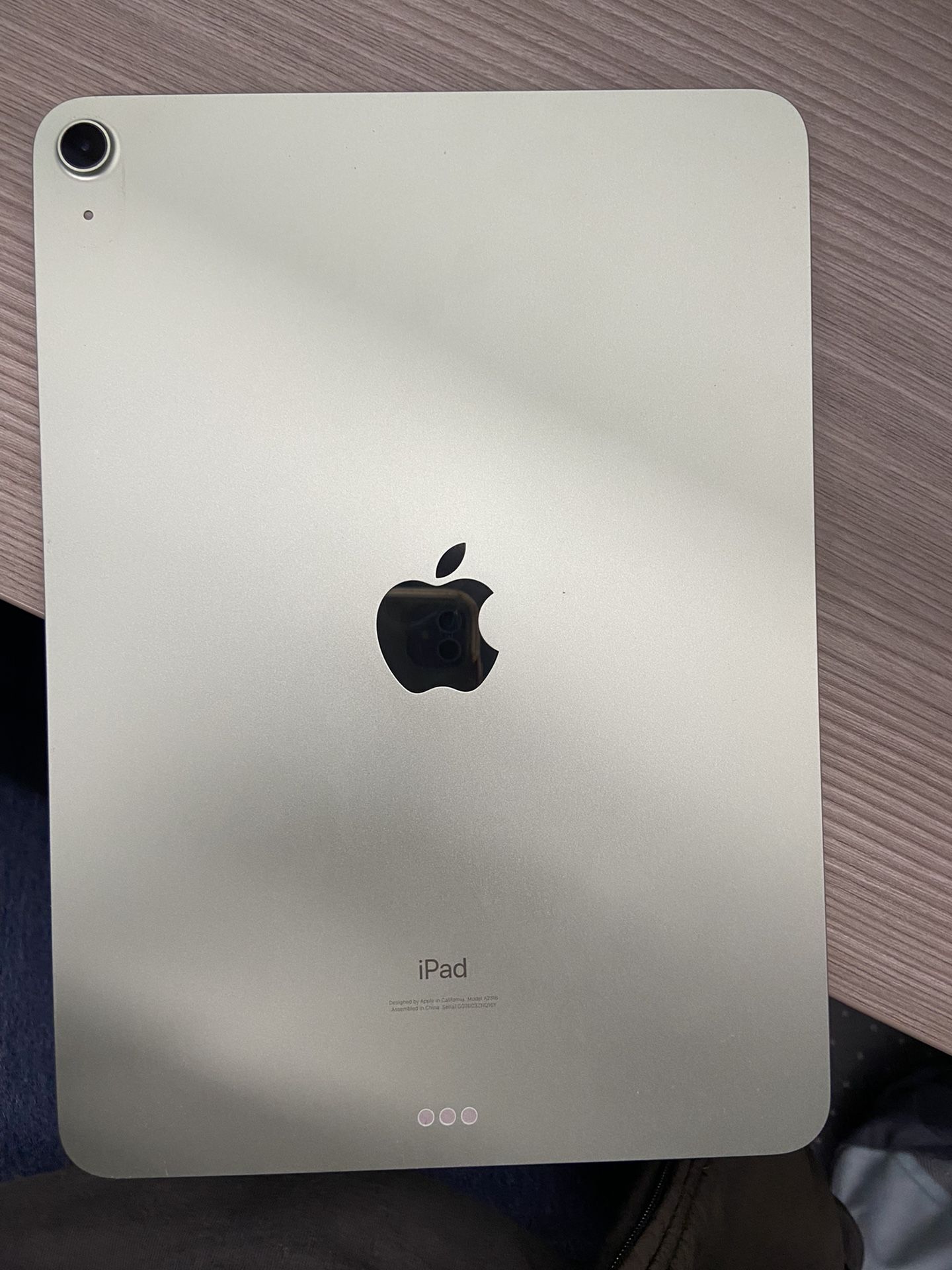 2020 iPad Air (10.9 In, Wifi Only, 256GB) Green 4th Gen.