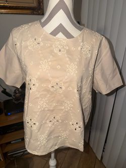 Ladies Halston large top nwt