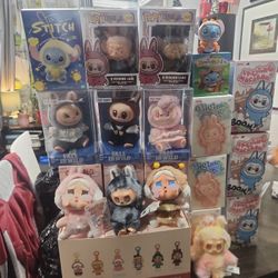crayon again doll ,labubus,and stitch 