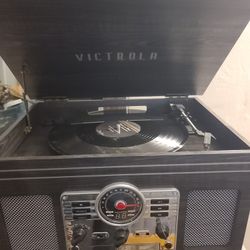 Combo Record/Bluetooth/Radio