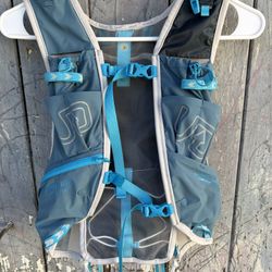 13.4L Ultimate Direction Mountain Running Vest
