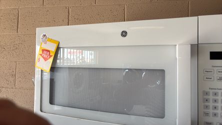 Nice like new Ge microwave