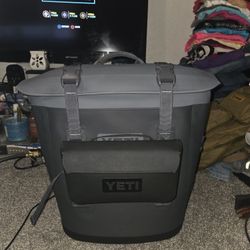 Yeti Backpack Cooler And Small Pouch