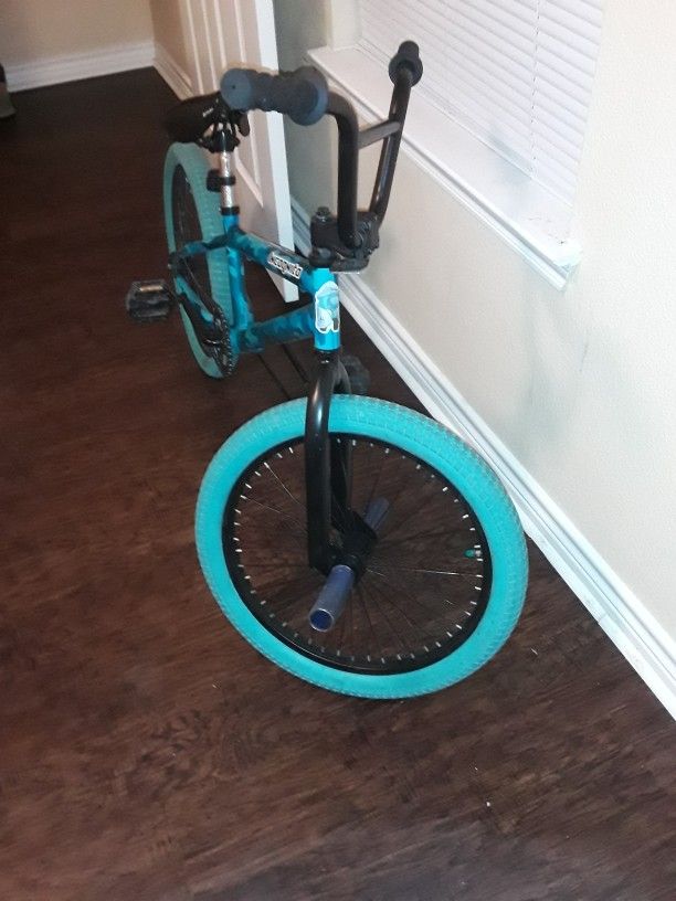 Blue Camouflage Incognito Bmx Bike for Sale in Corp Christi, TX OfferUp