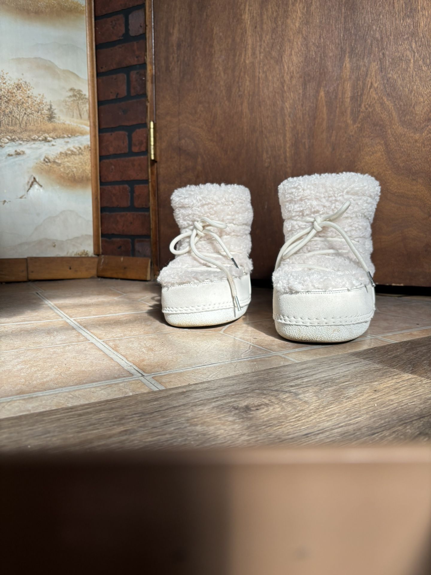Cream Micheal Kors Boots