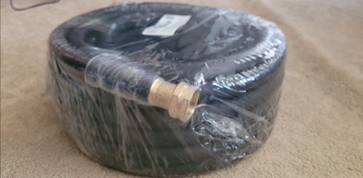 50ft x 5/8", 300PSI Working,1000PSI Burst, Hybrid Rubber Water
Hose