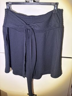 Torrid Women's Black Shorts Size 2