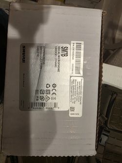 Shure SM7B Dynamic Broadcast Microphone – New Open Box
