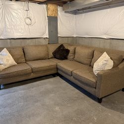 Clean Modern Sectional Couch Sofa – Neutral Brown Fabric – Very Comfortable