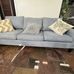 Couch Free Delivery 