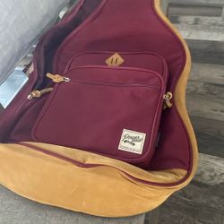 Gitar case in very good conditions