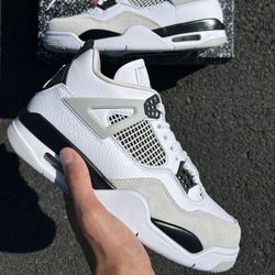 Jordan 4 Retro Military Black