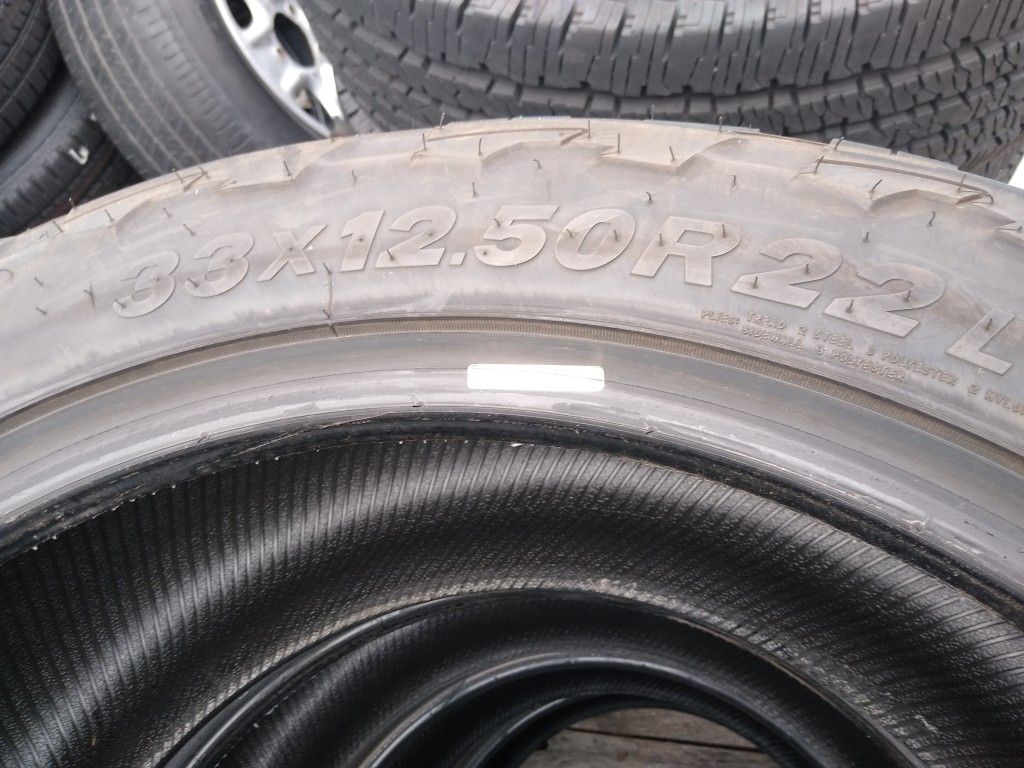 Toyo m/t 33x12.5R22