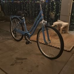 Schwinn Women’s Hybrid Bike 26W Radiant 