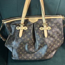 Louis Vuitton bag