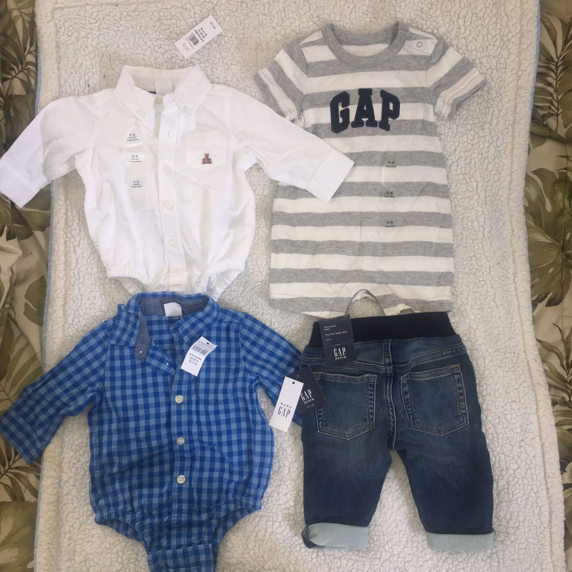 New Baby Gap Clothes 3-6months All New !!