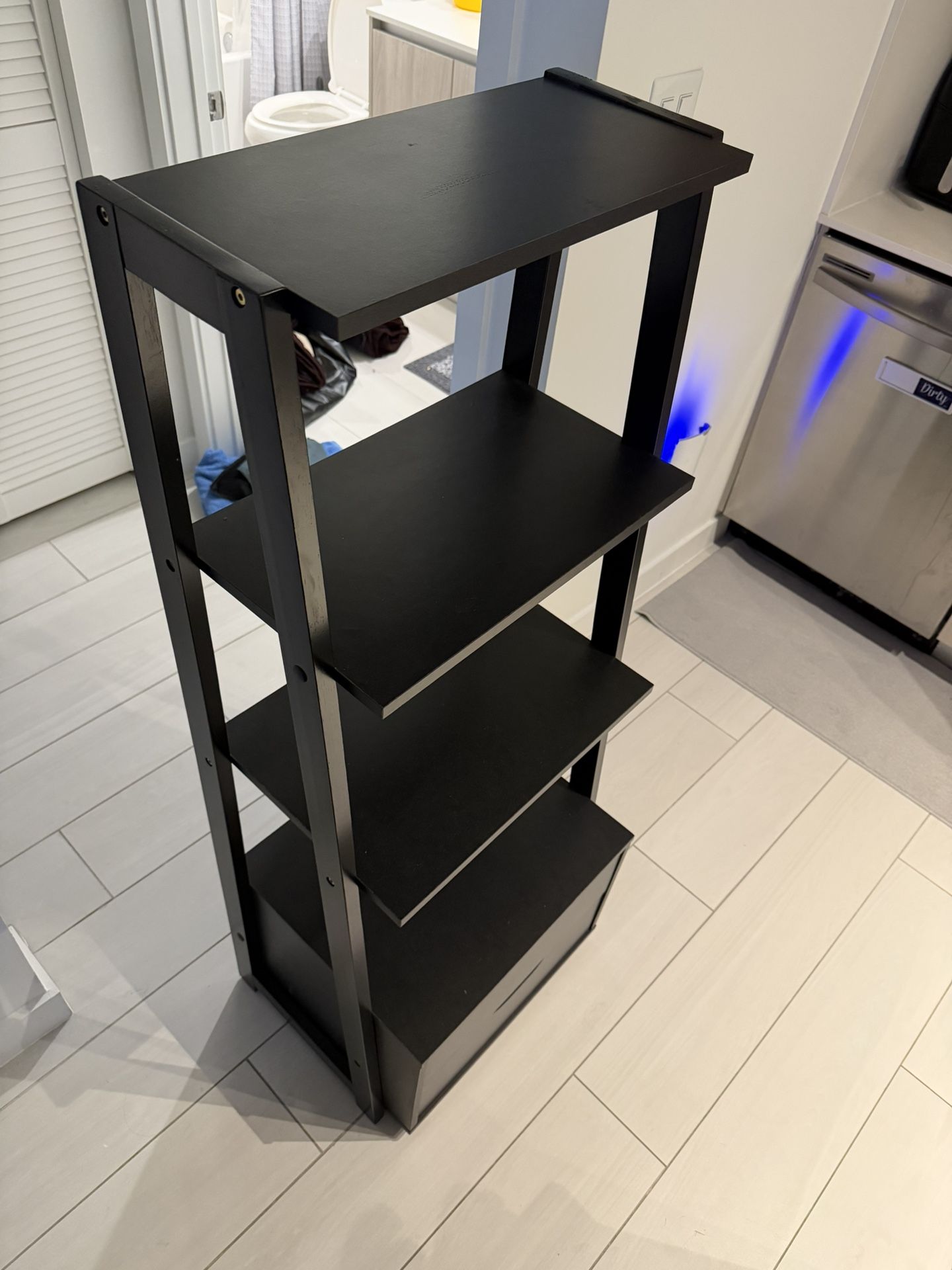 4-Tier Ladder Bookshelf