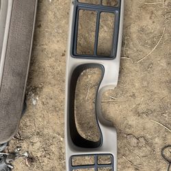 2002 gmc sierra dash cluster bezel $60