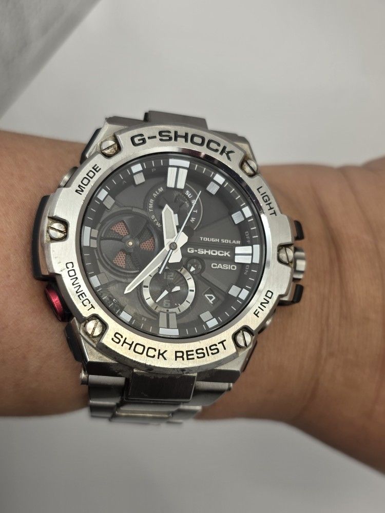 Casio G-Shock GST-B100 (G-STEEL Series)