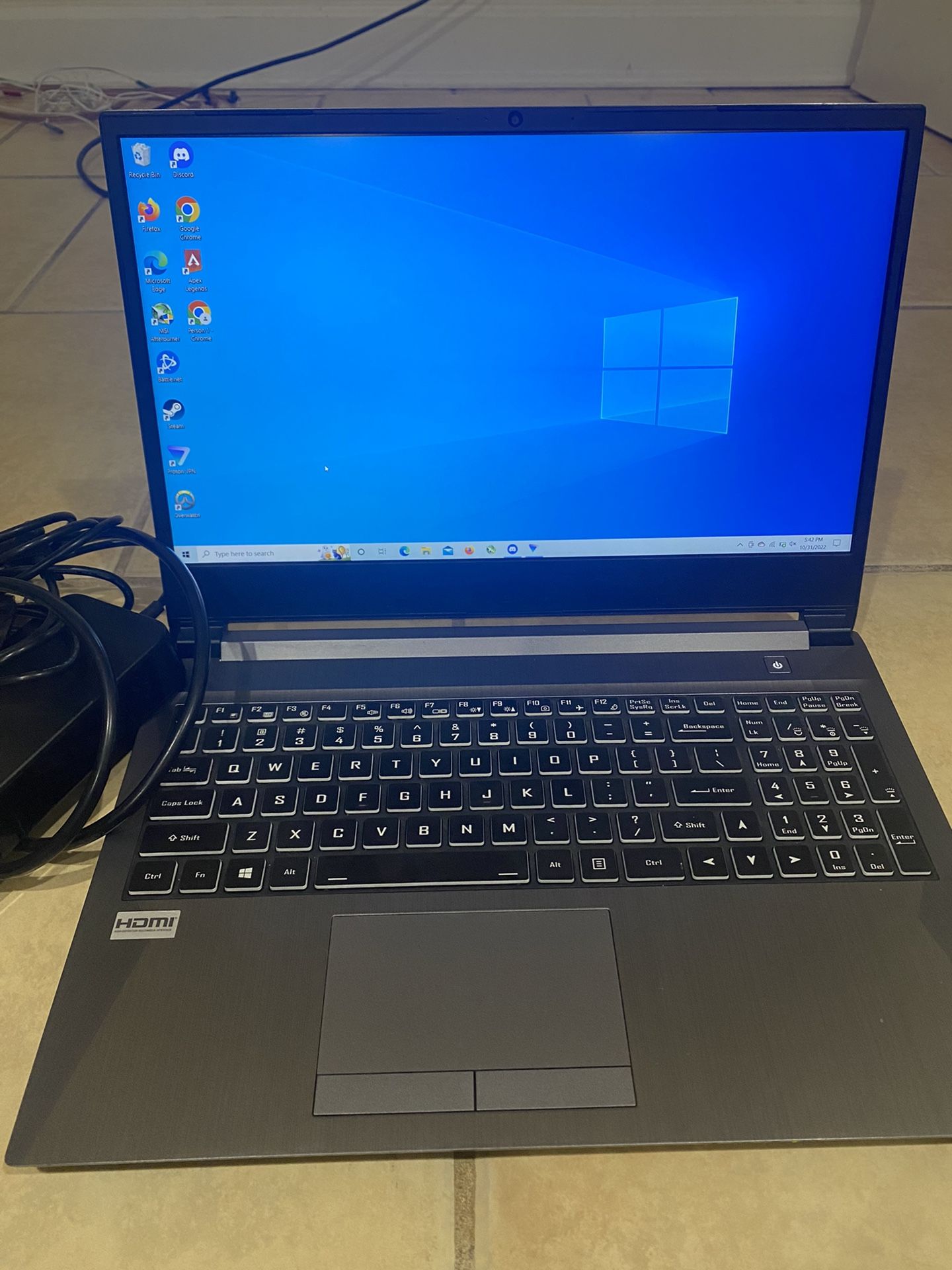 Sager Gaming laptop RTX 2060 NH58DD