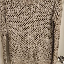 Sa  Color Wirh Bit Of Shimmer. As New. Minimal Use. Is Size M 