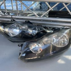 2010-13  Volkswagen GTI Headlights