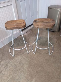 Set of 2 Wood Top Bar Stools