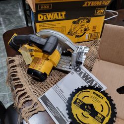 Saw Dewalt,  Never Used 