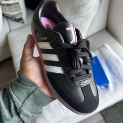 Adidas Samba OG ‘Black/Pink’