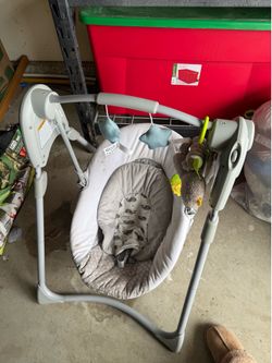 Graco baby swing