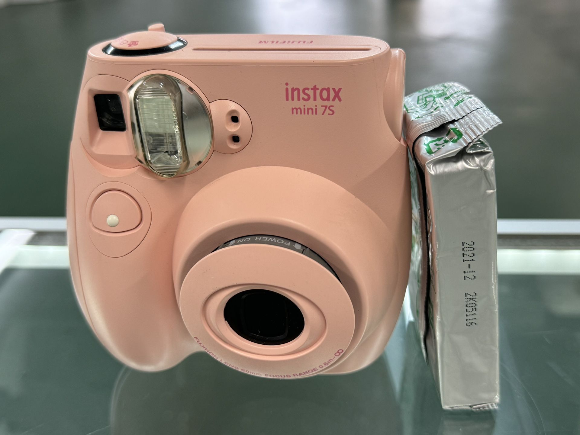 Fujifilm Instax Mini 7S Instant Camera Bundle - Light Piink