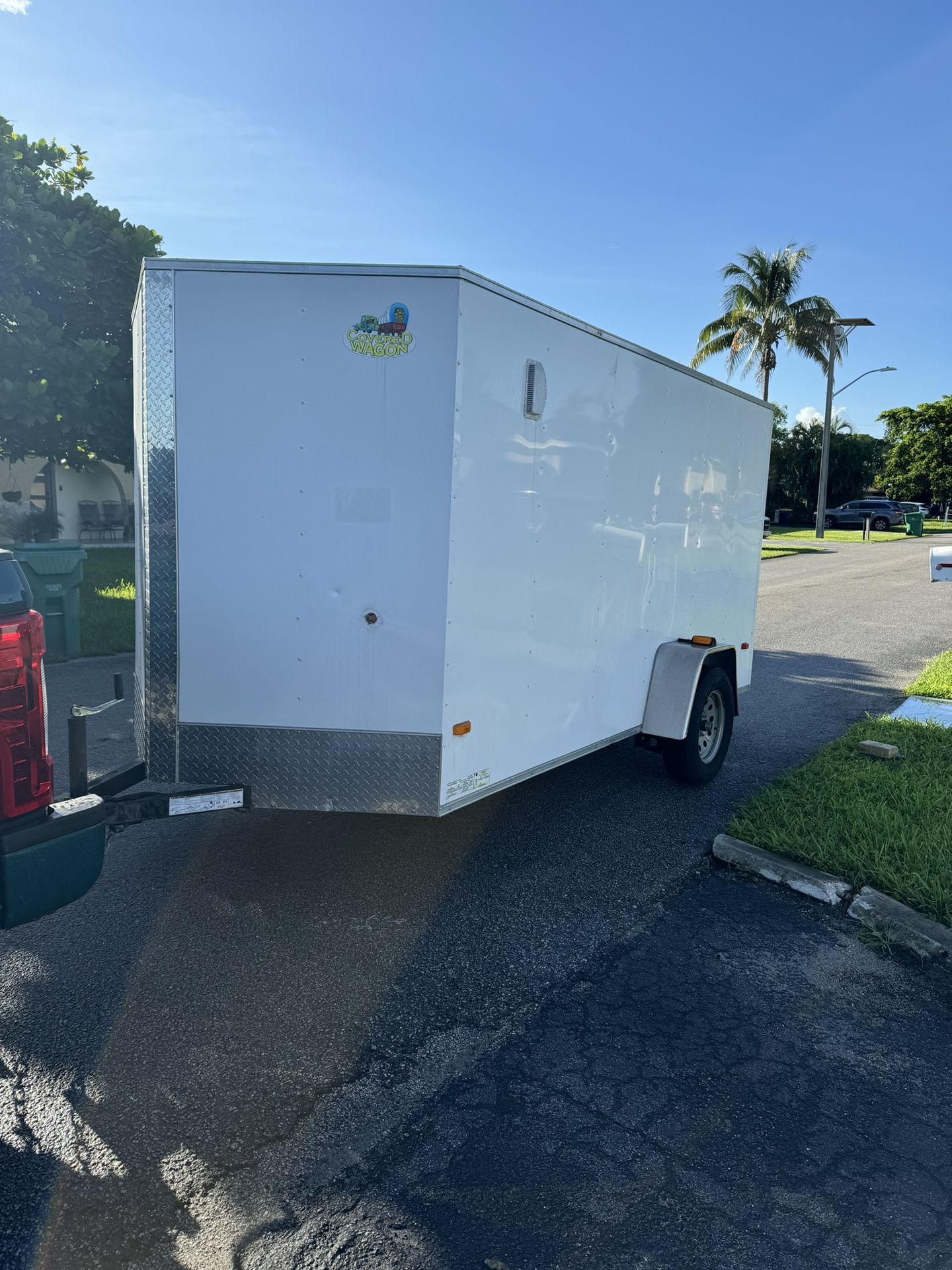 2020 enclosed trailer 6x12 for Sale in Fort Lauderdale, FL OfferUp