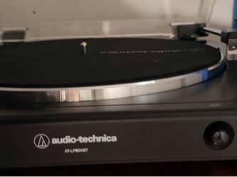 Audio Technica LP60 Record player