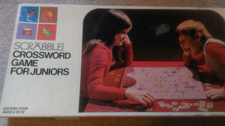Vintage 1975 Scrabble Jr board game