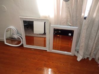 2 mirrors