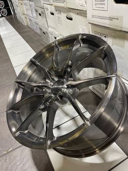 20x9.5 5-120 +23 Niche KANAN
