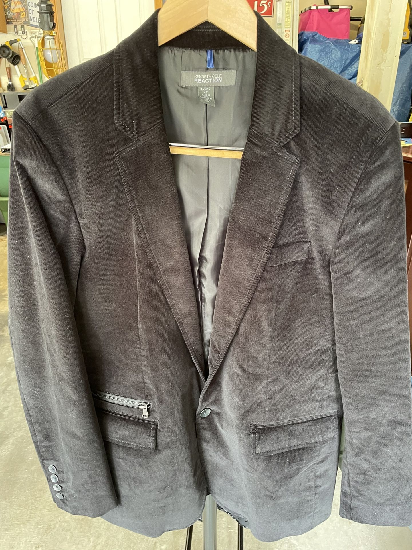 Kenneth Cole 