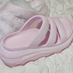 Crocs Unisex-Adult Mega Crush Triple Strap Sandal Platform- Pink