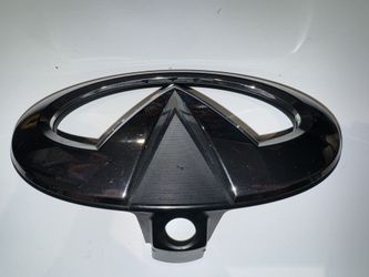 Qx70 Emblem