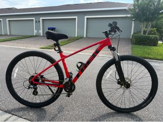 Bike Mountain. Trek 6. Size L (54”)