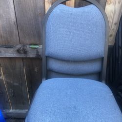CHAIRS GREAT CONDITION 9/10      15 EACH 