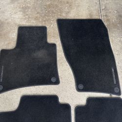 Porsche Cayenne Floor Mats