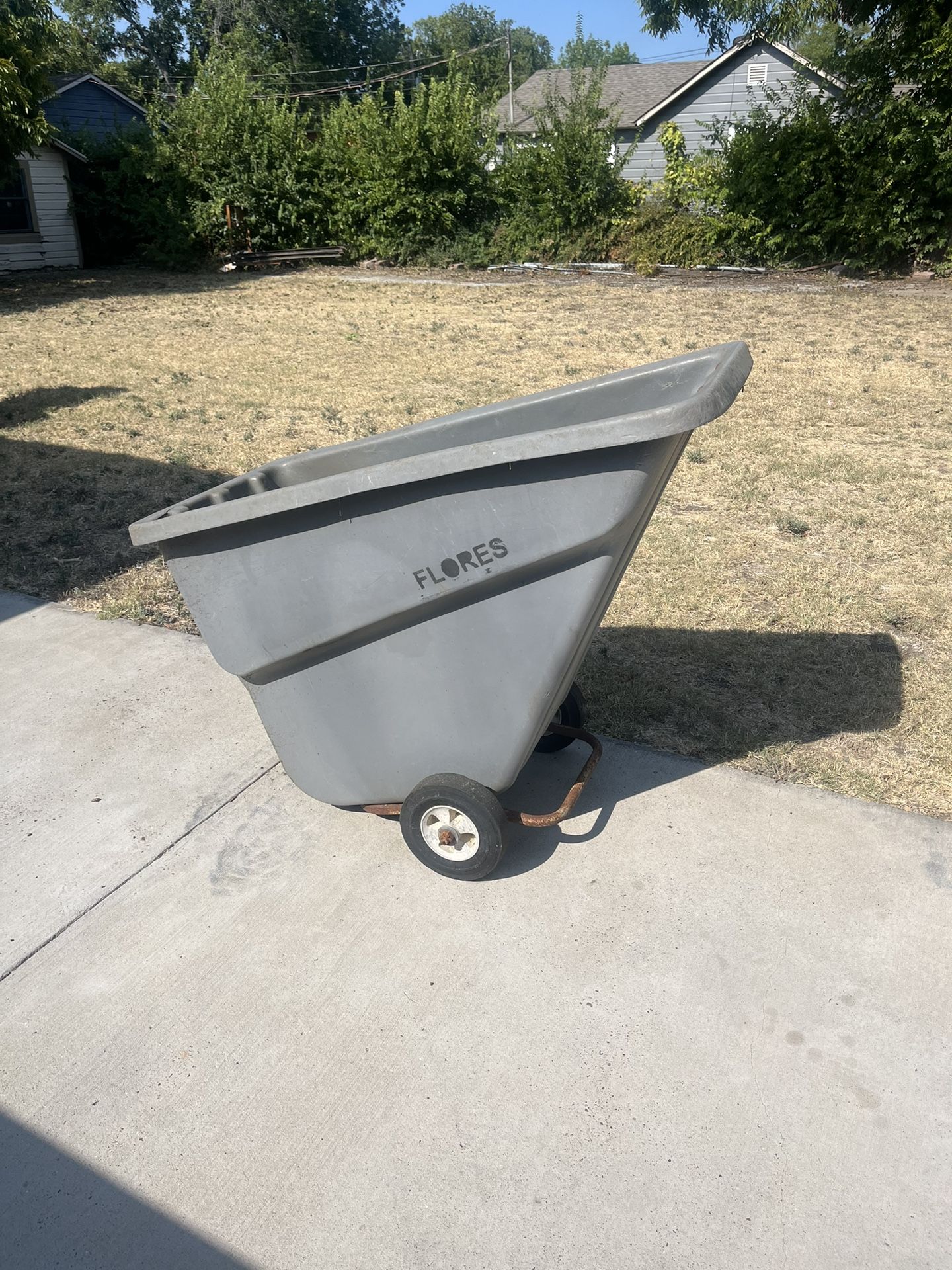 Trash Bin