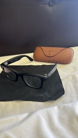 Ray-Ban Meta V2 Brown Leather Sunglasses With Case