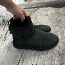 Uggs Size 6
